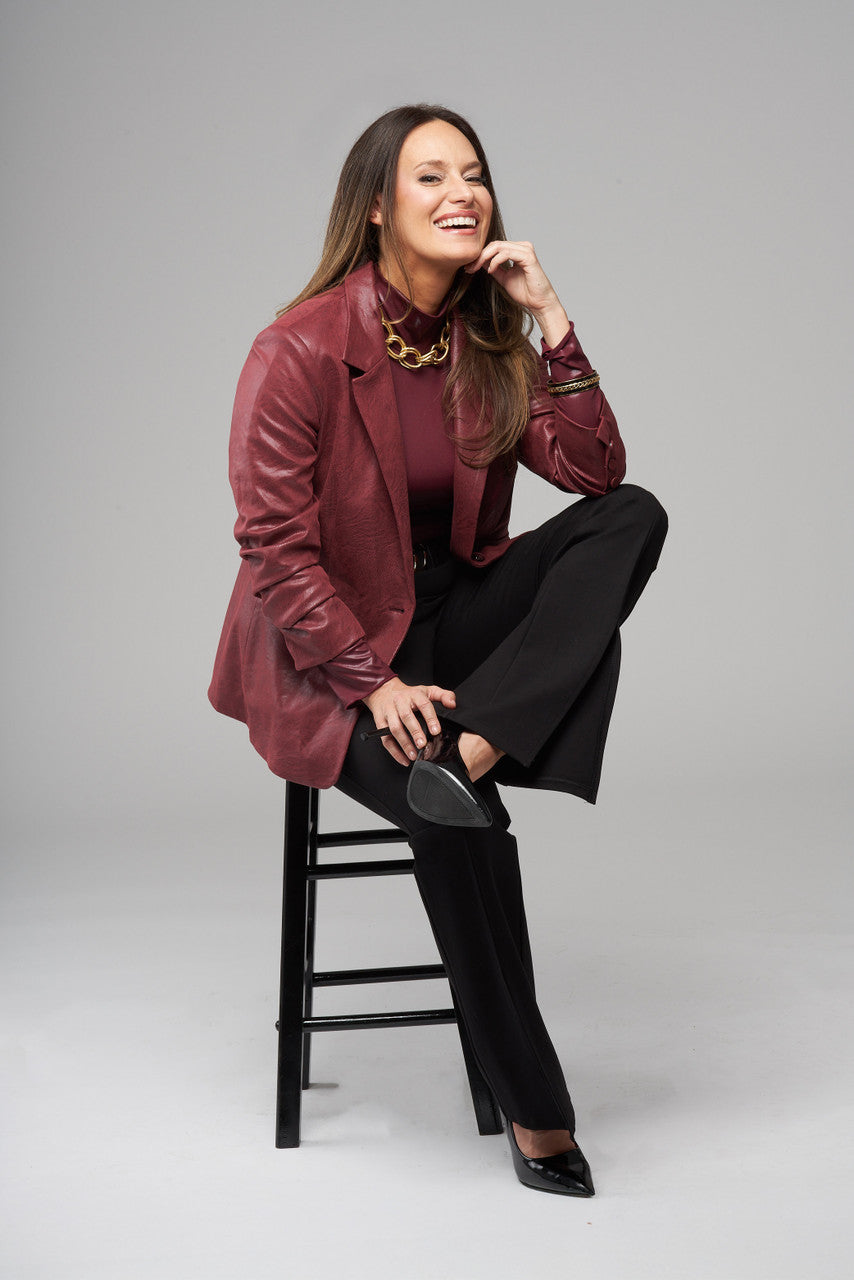 BCJ4701 Scrunch Sleeve Vegan Leather Blazer