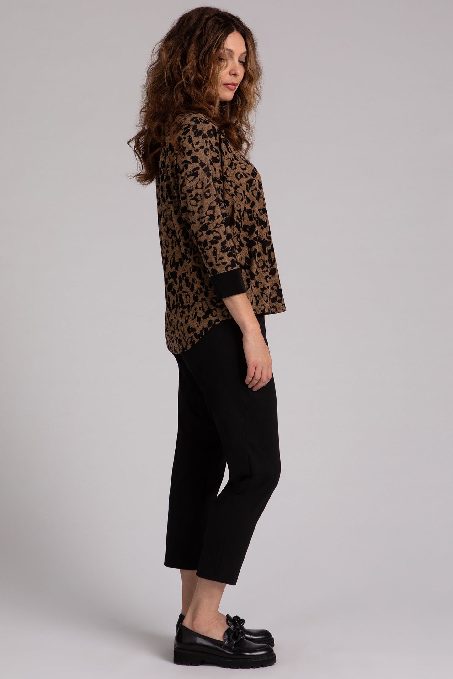 Women's fashion online shopping