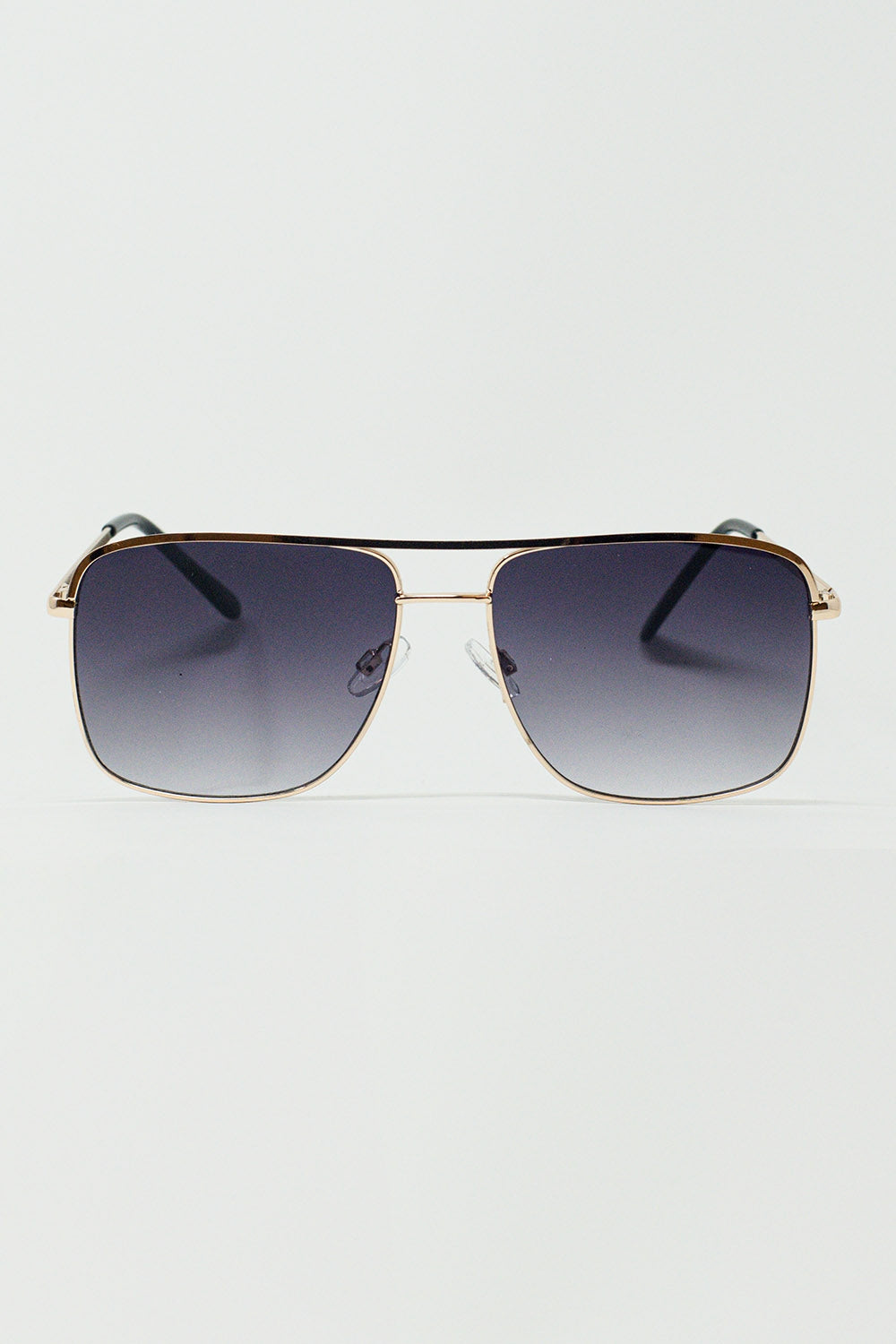 Q2 Aviator Vintage Sunglasses With Golden Rim