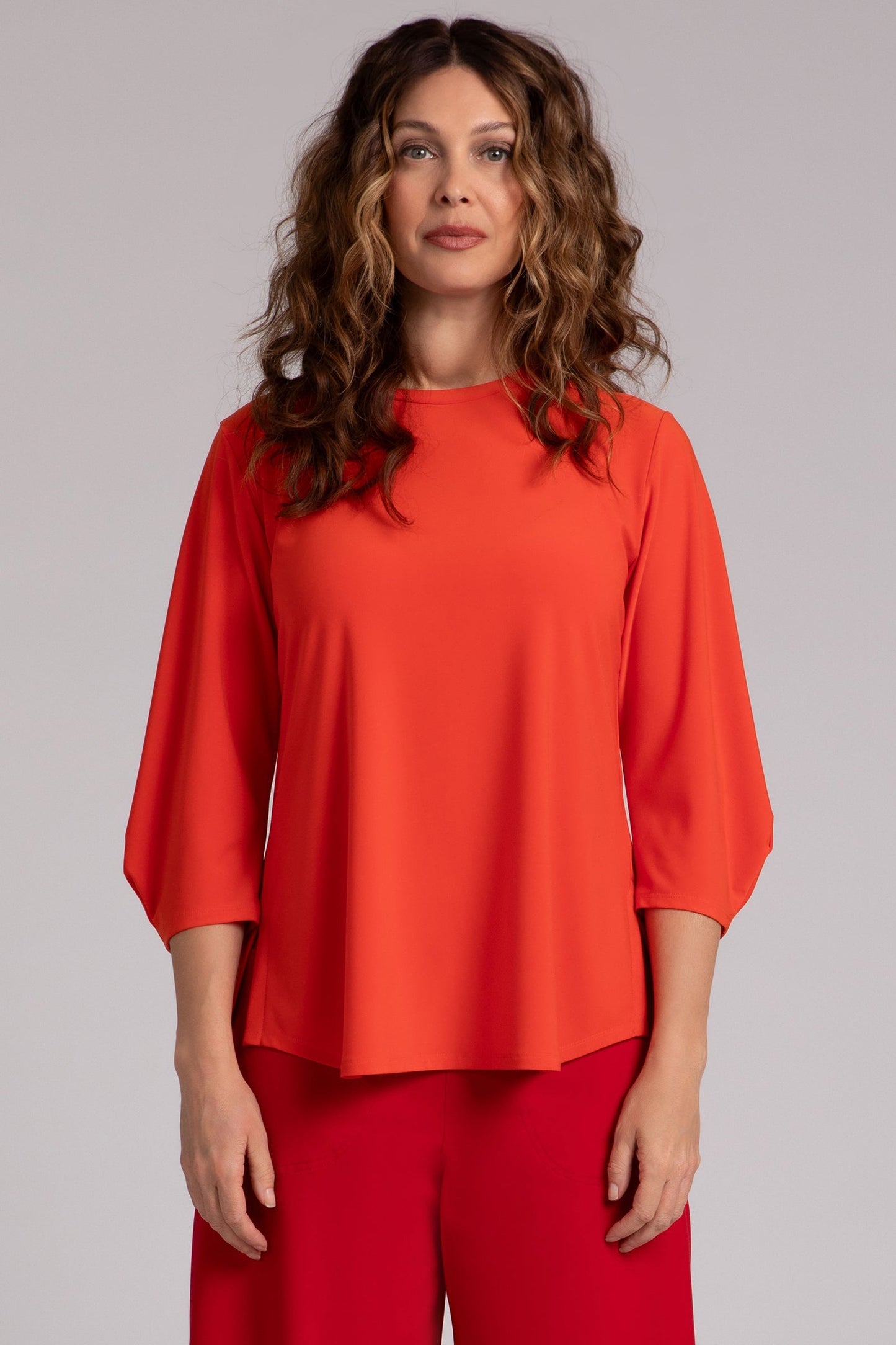 Trendy women's clothing