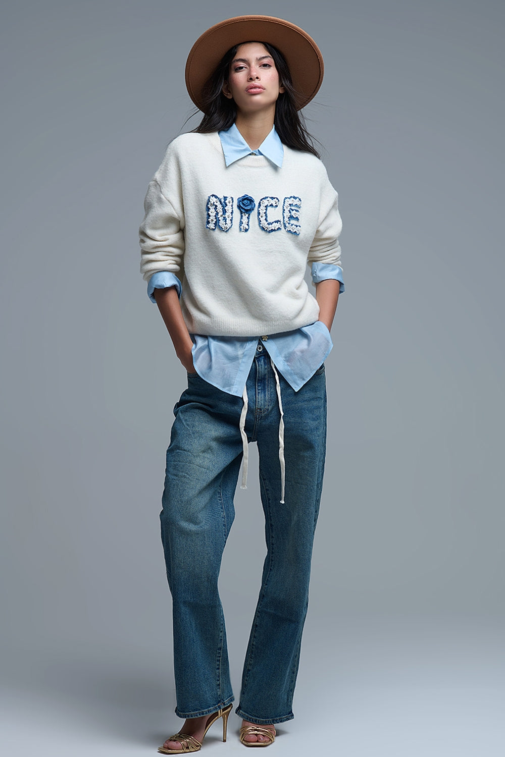 Cream Round Neck Sweater With Embroidered Nice