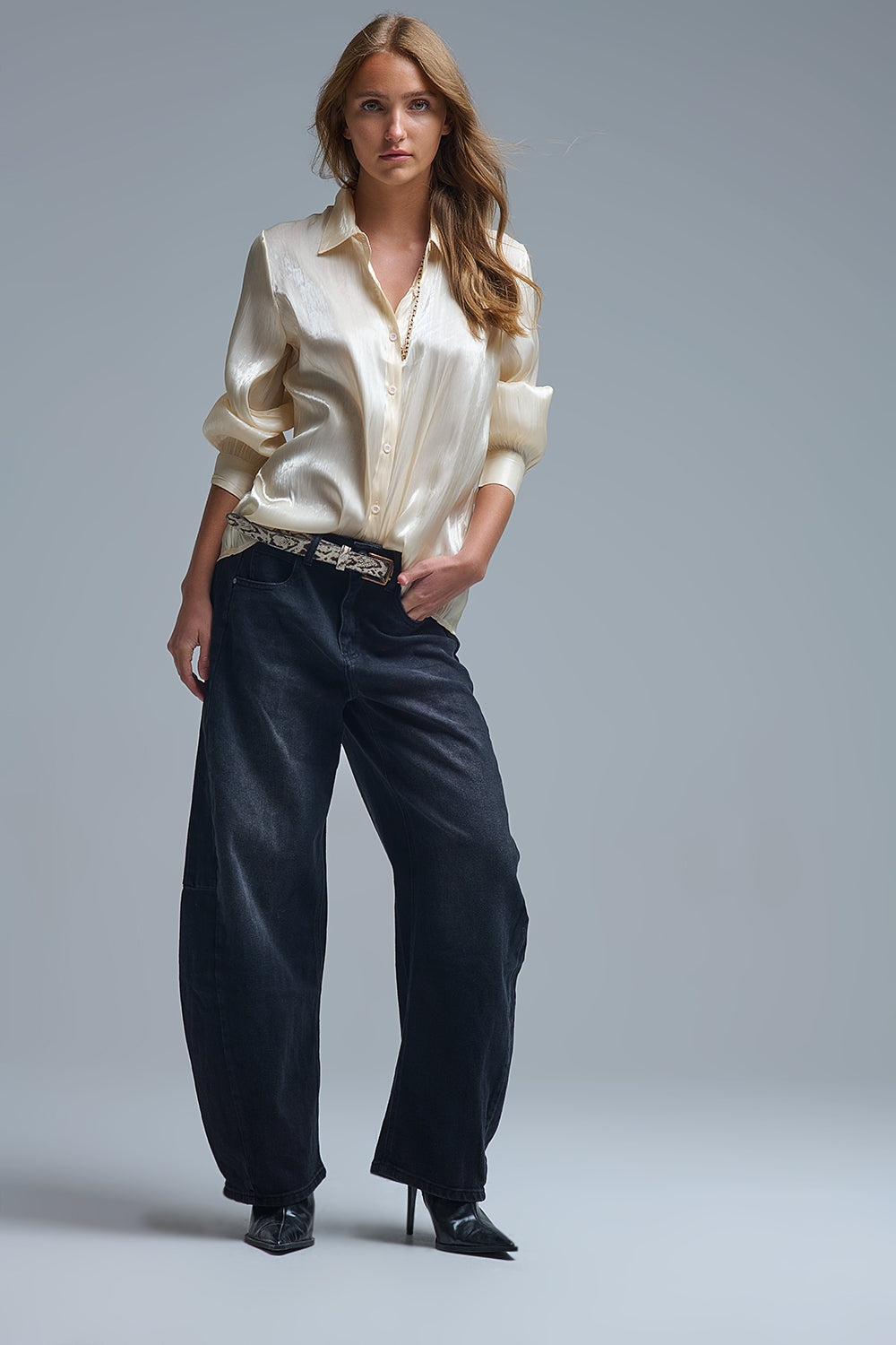 Elegant Light Beige Shirt in Satin Silk