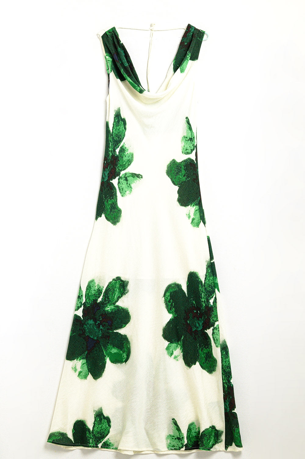 Flowy sleeveless Green maxi dress with floral print
