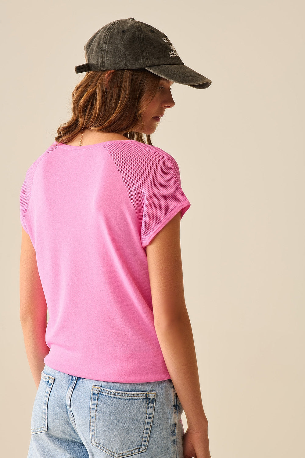 Fuchsia Short Sleeve Sweater with knitted mesh on the shoulder