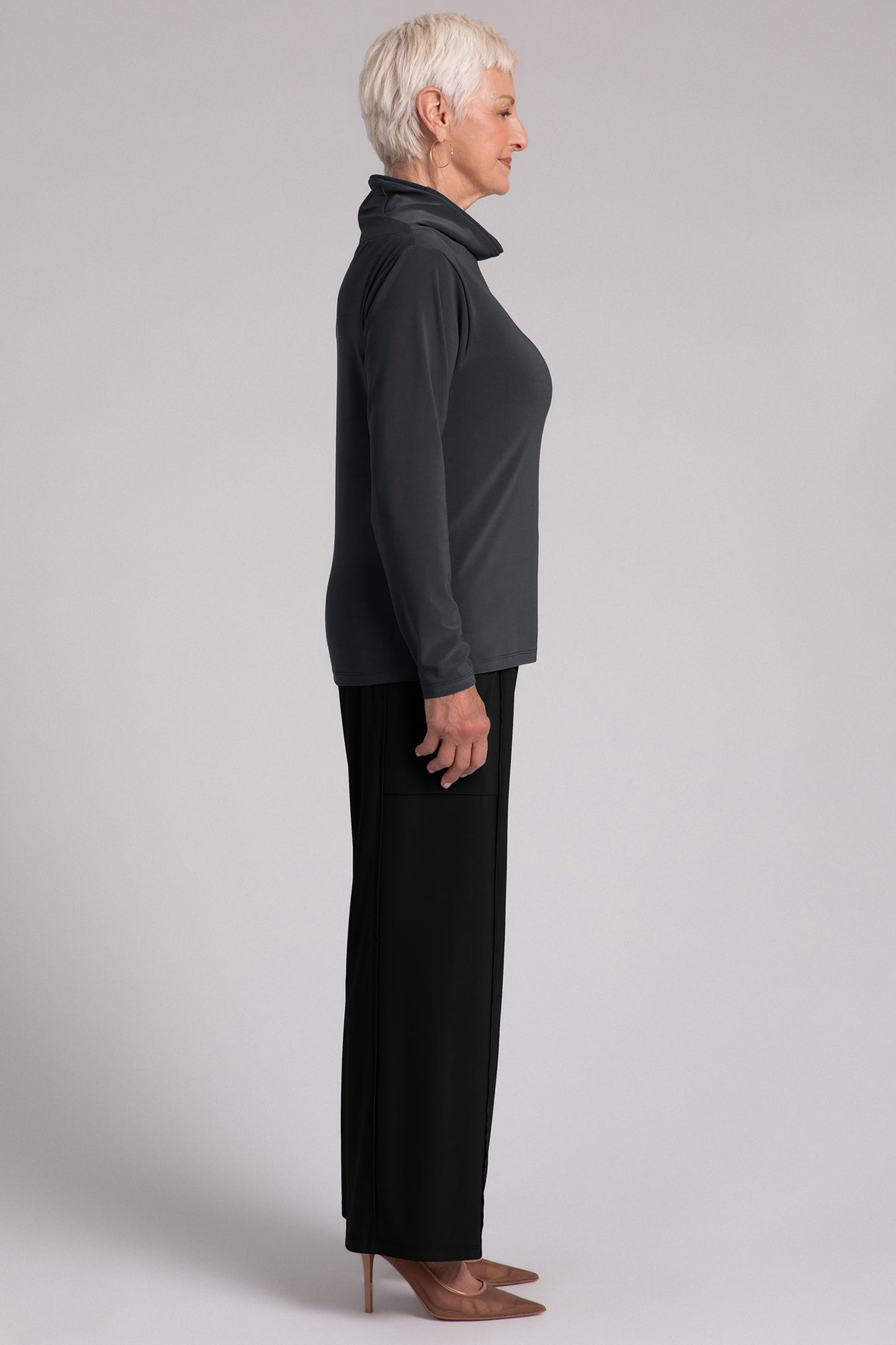 Trendy women's clothing