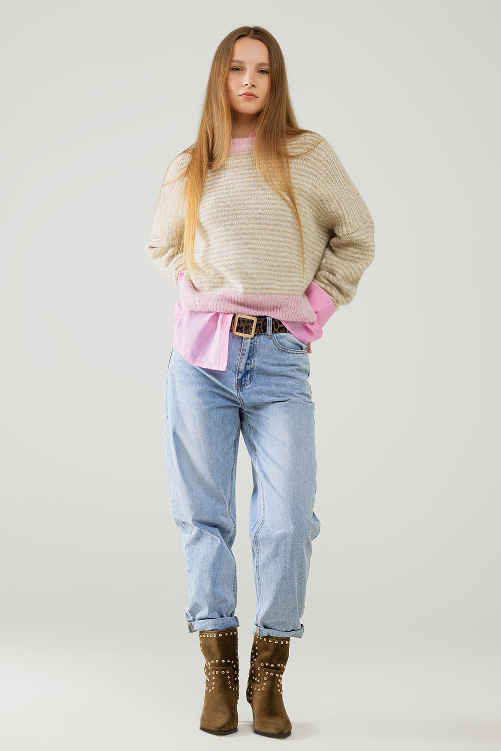 High waist straight leg jeans in light wash