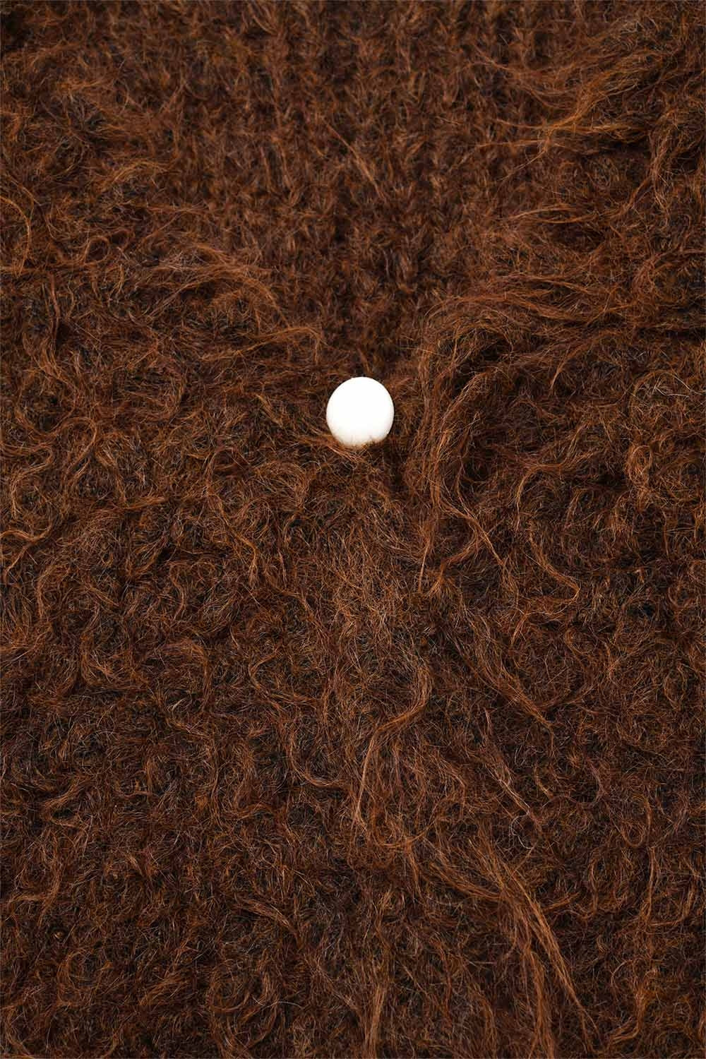 Luxurious vest with brown long-haired texture