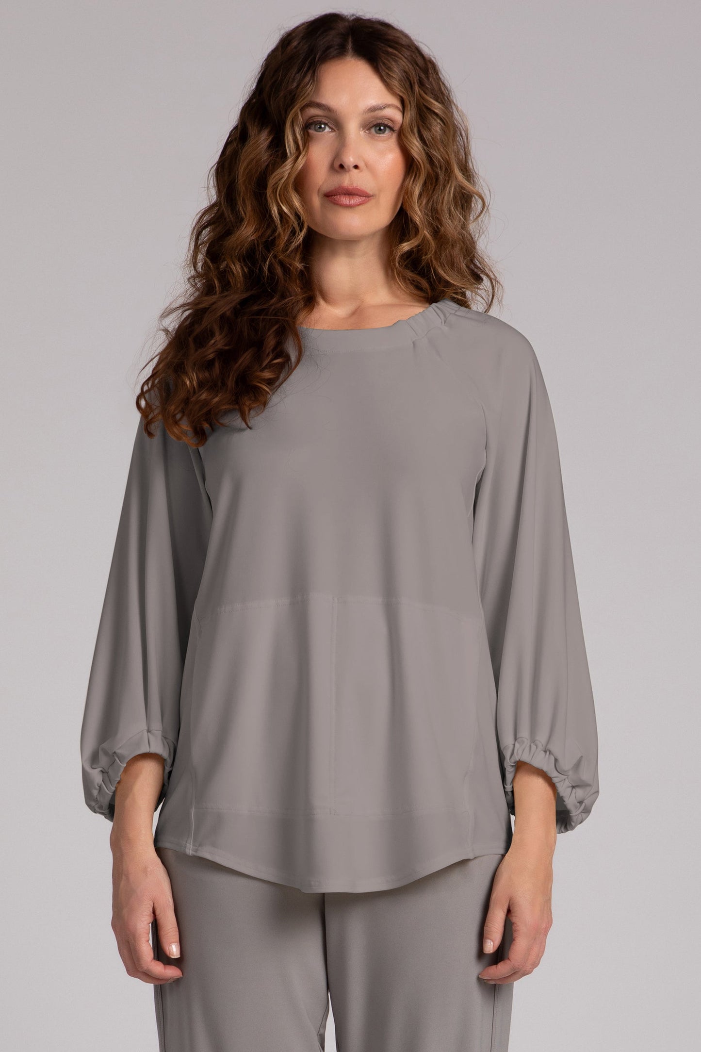 Move Pullover with Elastic Cuff