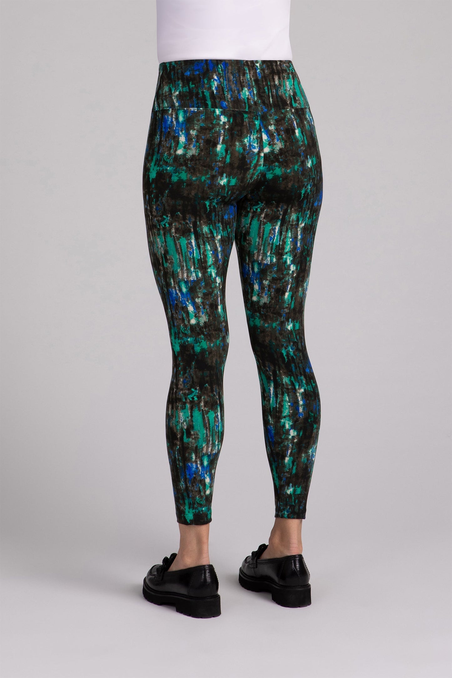Women's fashion online shopping