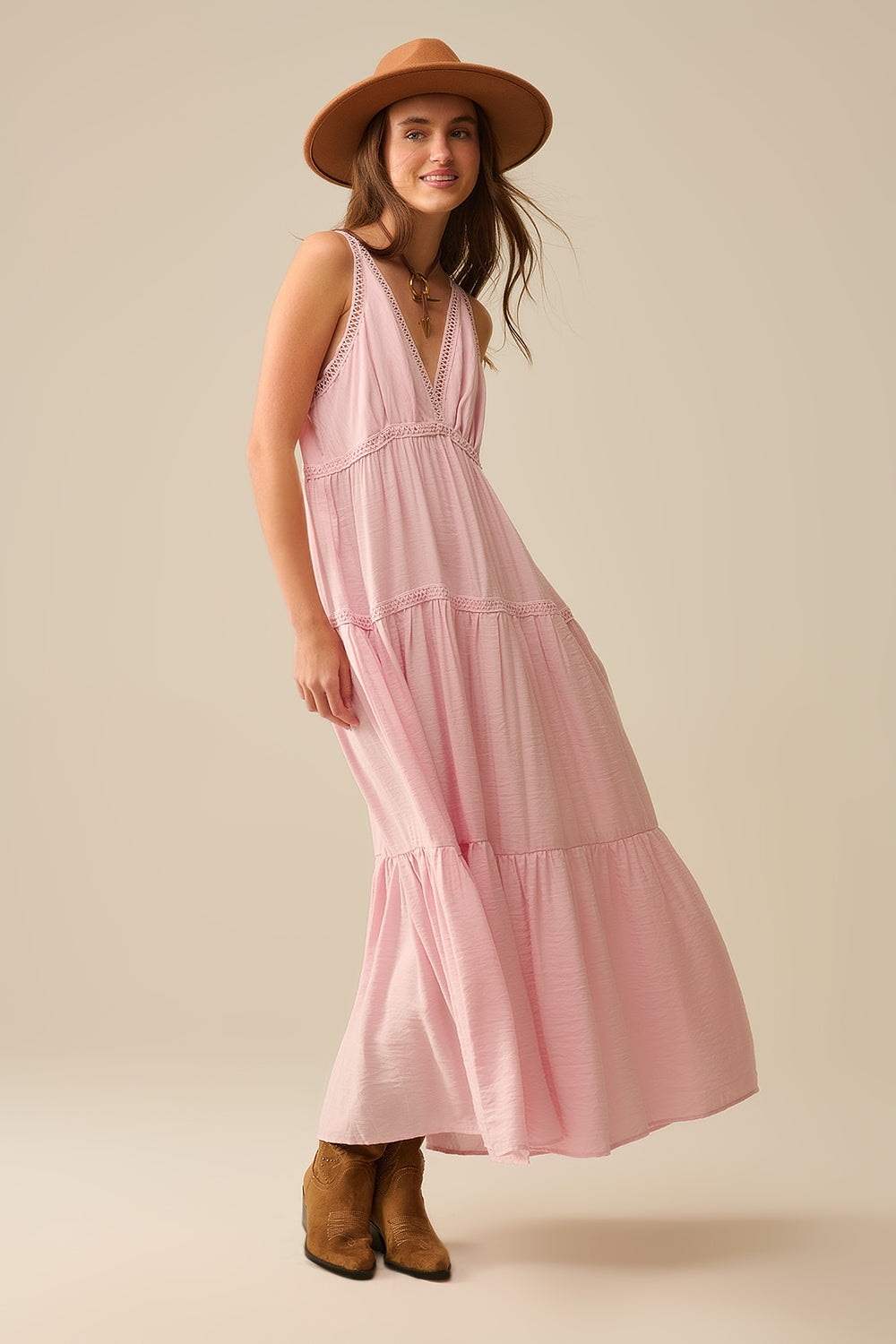 Pink Maxi Dress With Lace Details and boho style Secrets of Fashion Pink Maxi Dress With Lace Details and boho style Secrets of Fashion