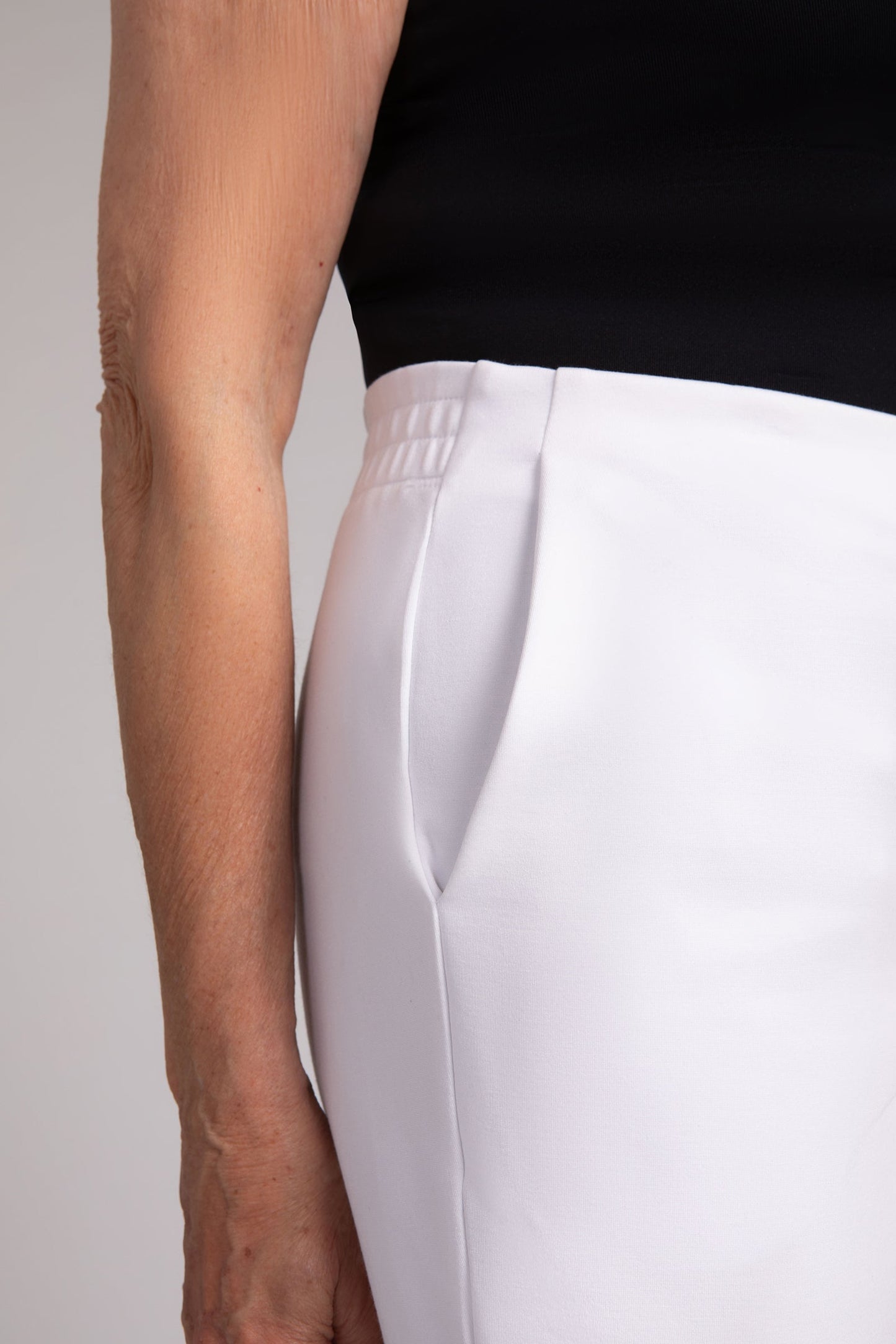Women's fashion online shopping
