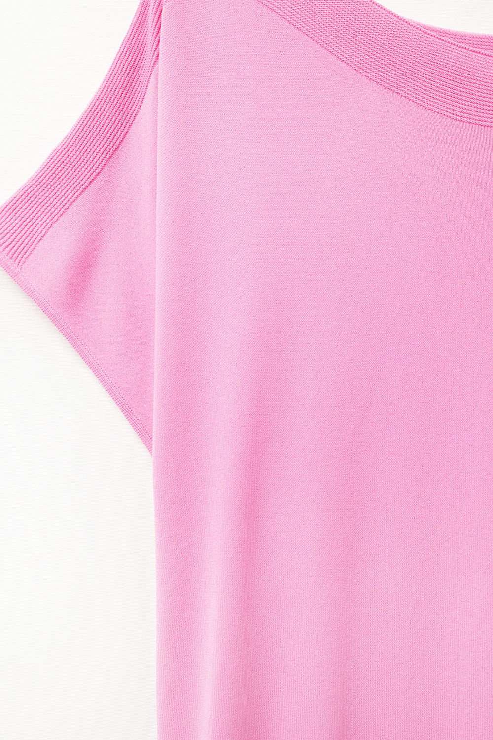 Relaxed fucsia boatneck sweater with dropped sleeves