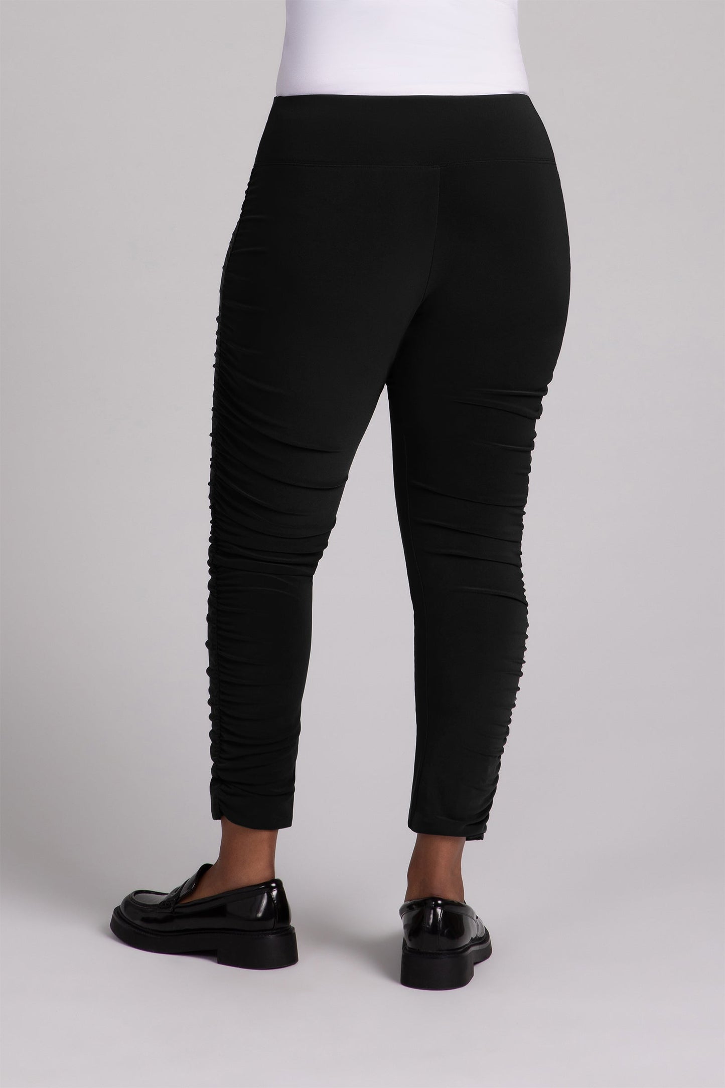 Women's fashion online shopping