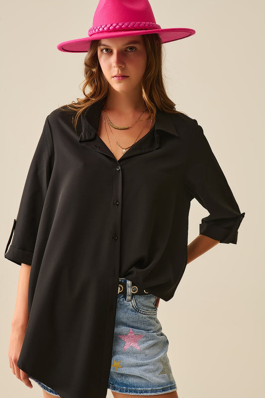 Q2 Shirt made of very soft and light fabric in black