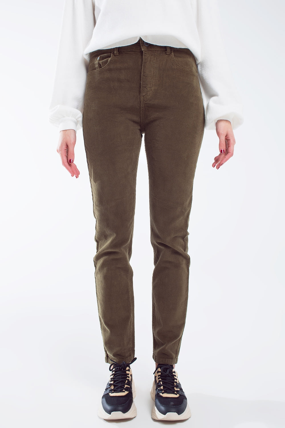 Q2 skinny cord pants in olive green