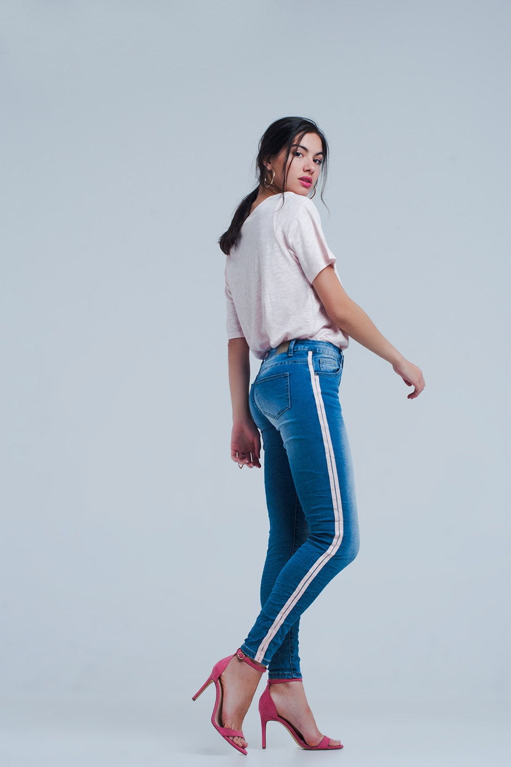 Skinny jeans with side seam stripes