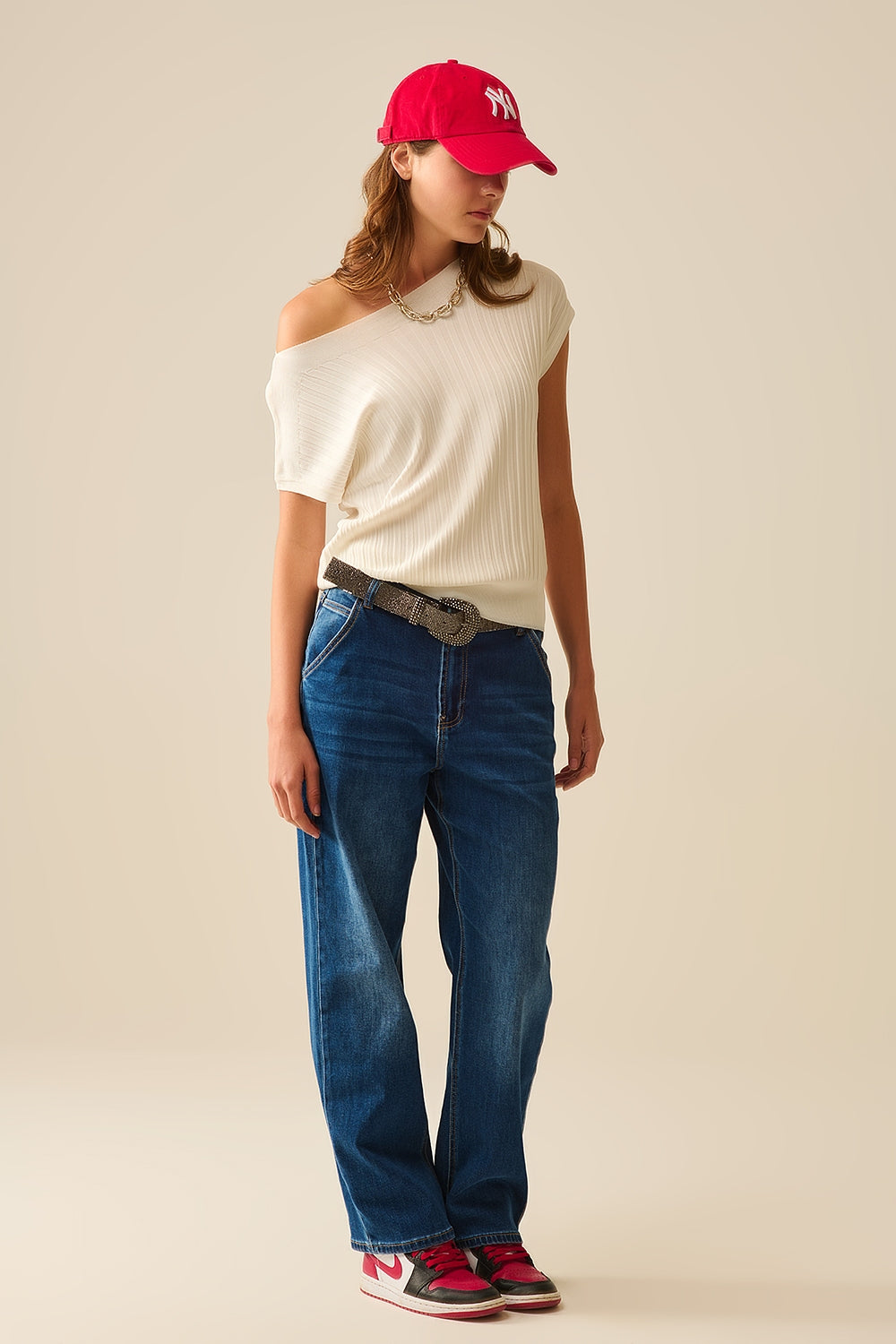 Straight Fit Jeans With Side Pockets in Mid Blue
