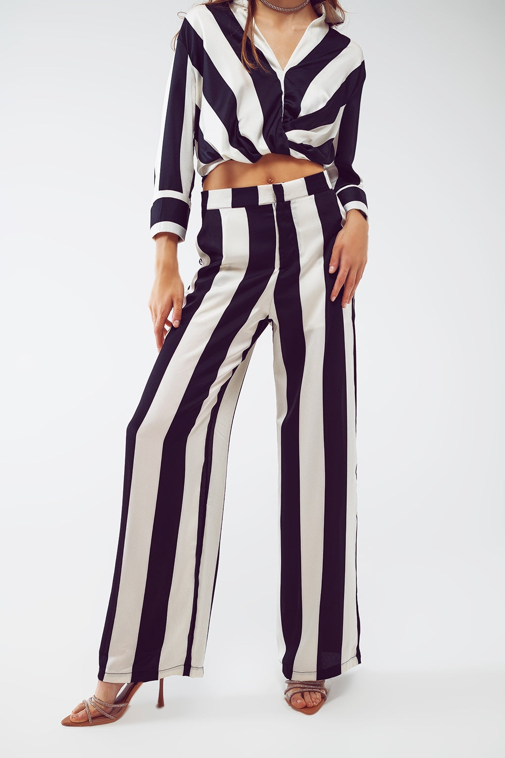Straight Pants Stripe design and Relaxed fit in Black and White