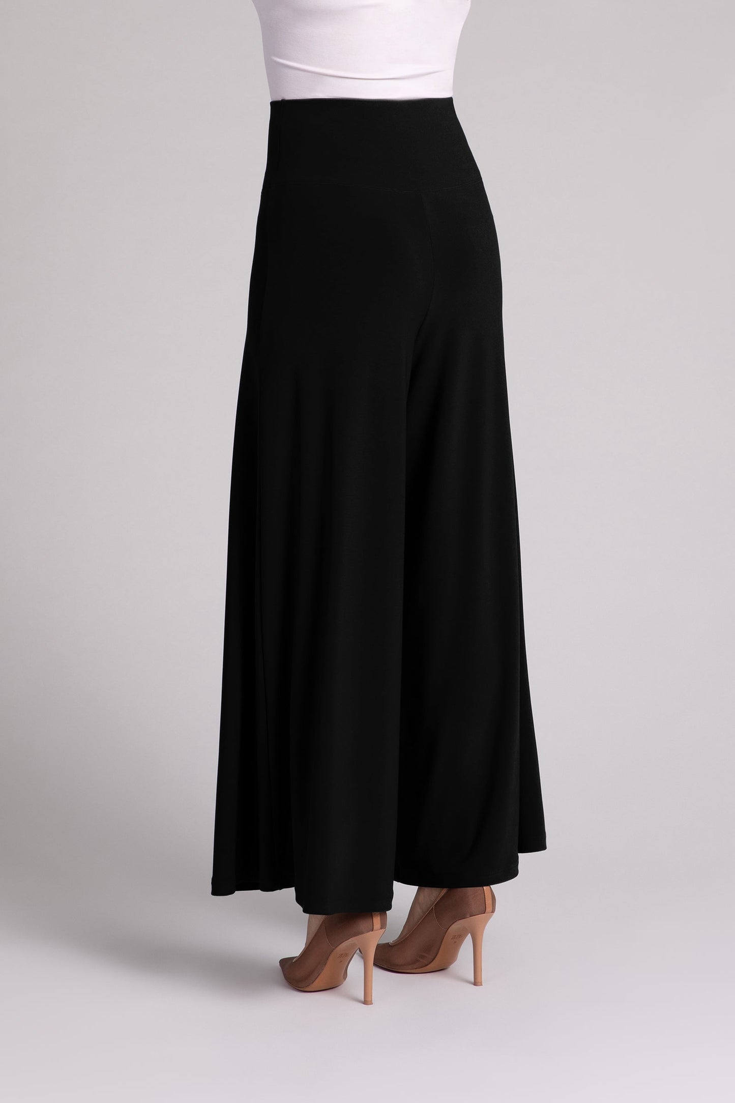 Clothes consultant