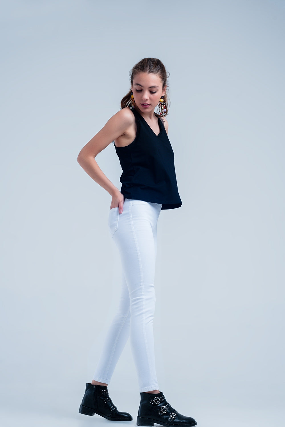 White Jeggings with back pockets