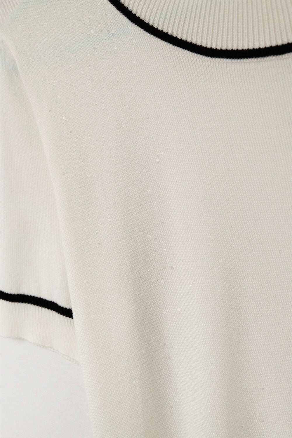 White Short Sleeve Knit Top with Black Contrast Trims