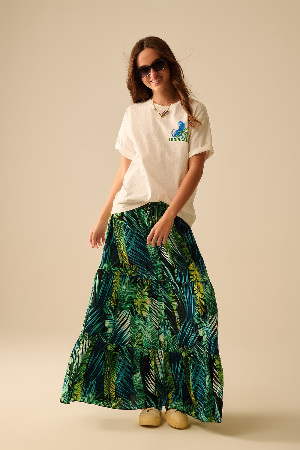 White t-shirt made in Italy with tropical graphic print