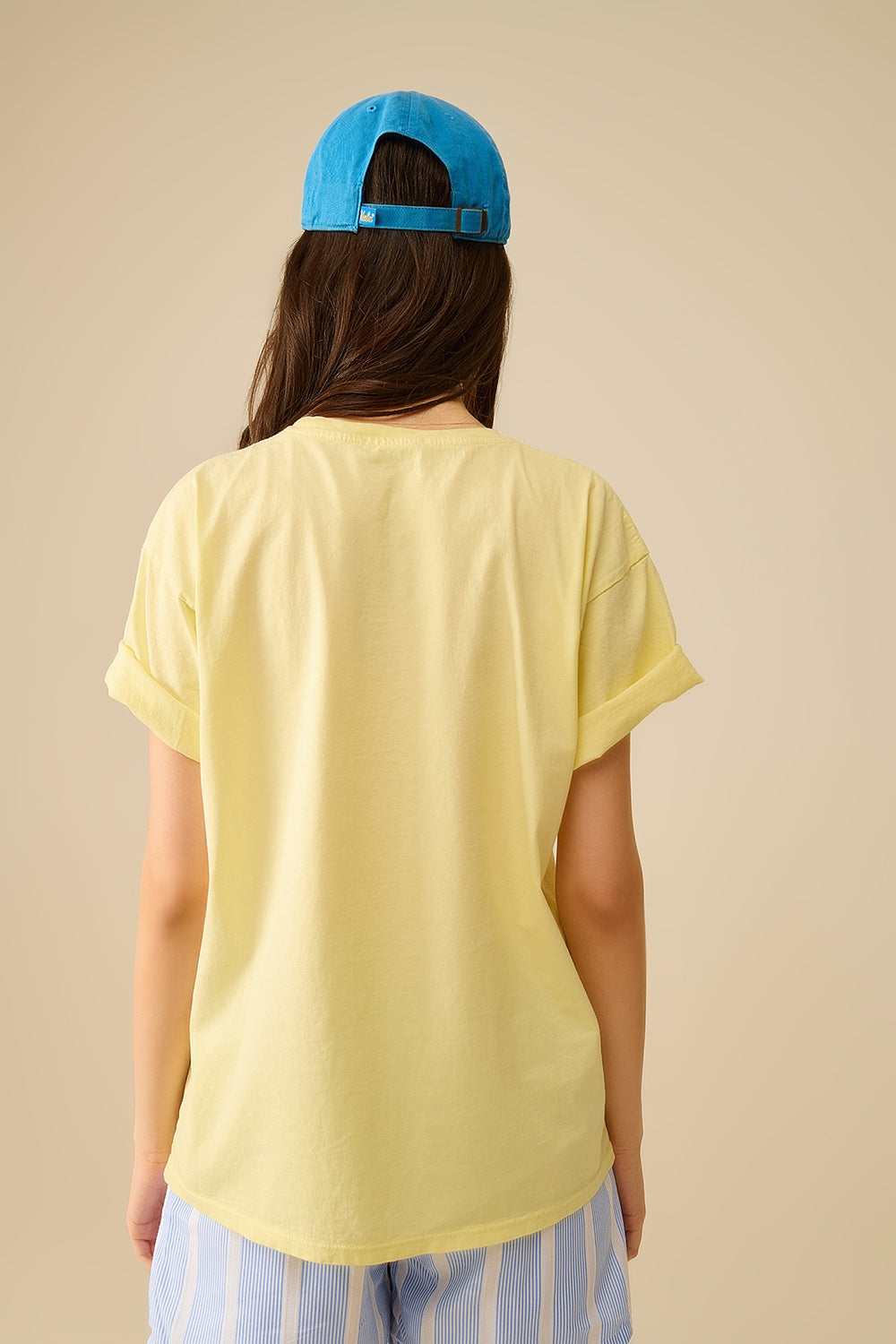 Yellow T-shirt made in Italy with a vintage girl graphic