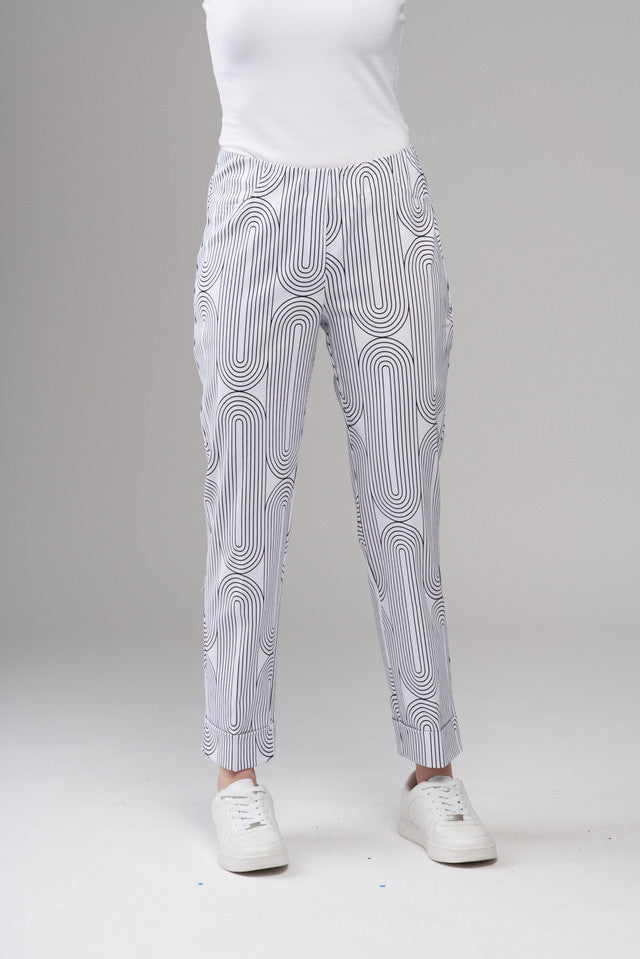 BCP1870DLPR Cuffed Cropped Printed Techno Pants