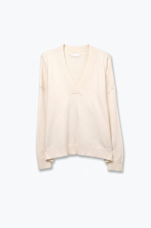 White warm Knit wide V-Neck jumper