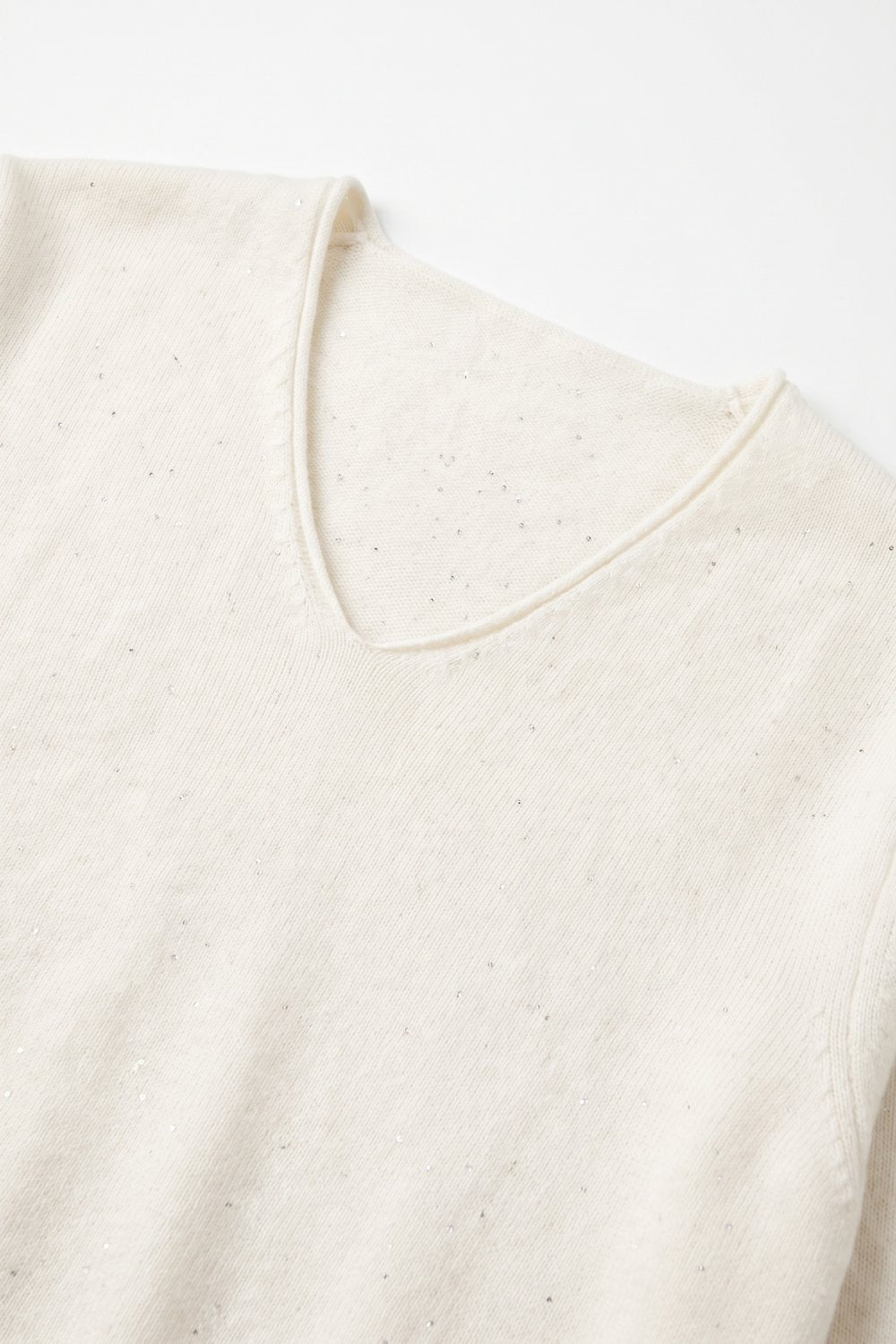 Cream Speckled Fine Knit V Neck Ribbed Trim Sweater with sequins embellished