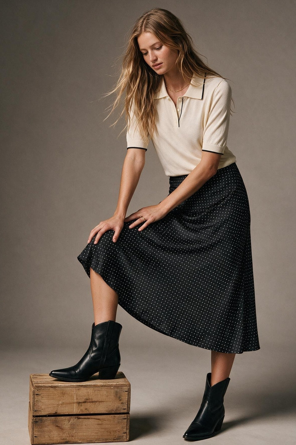 Black Polka-Dot Print Lightweight Woven A-Line Midi Skirt no waistband