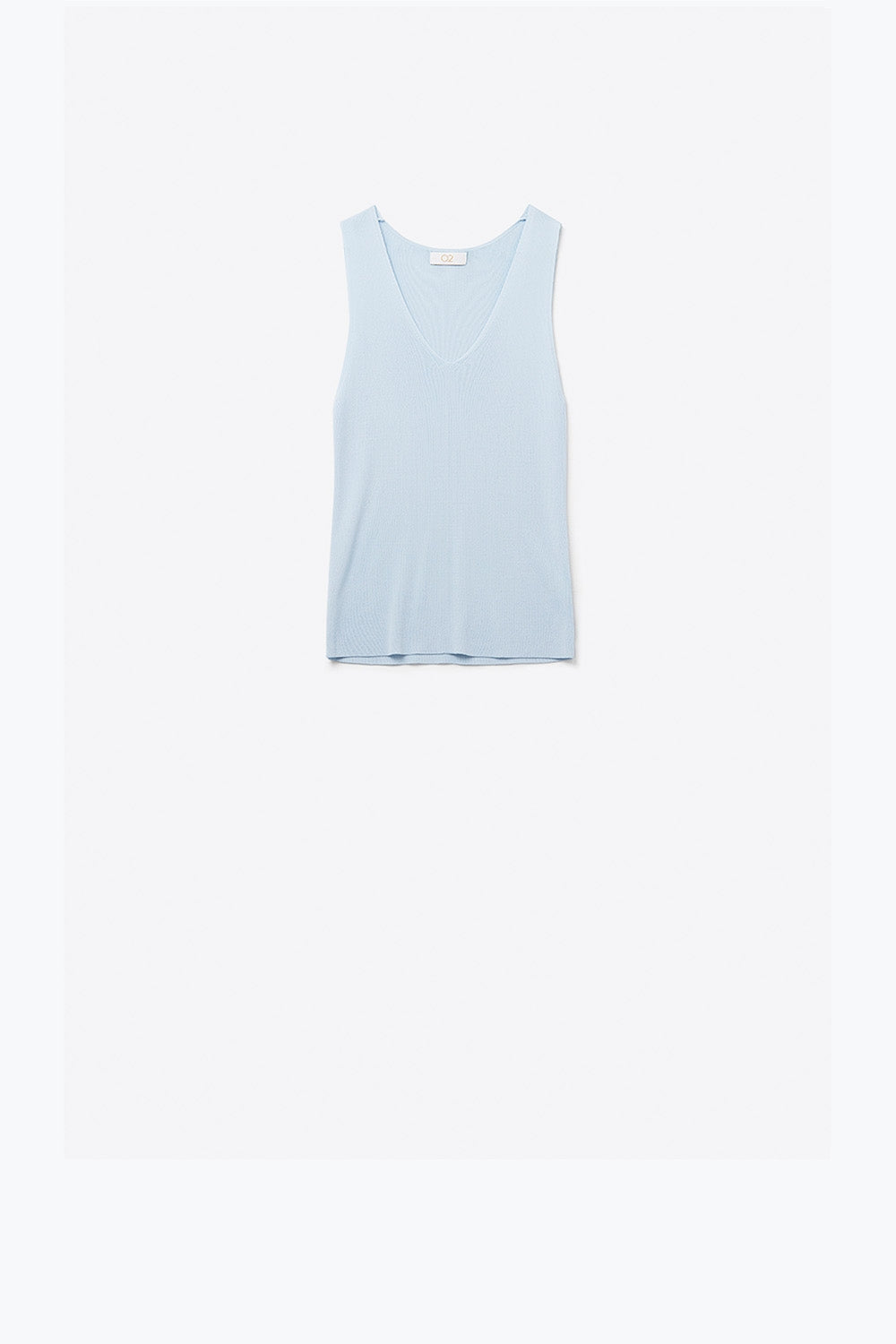 Q2 baby blue sleeveless fine knitted top With V-Neck