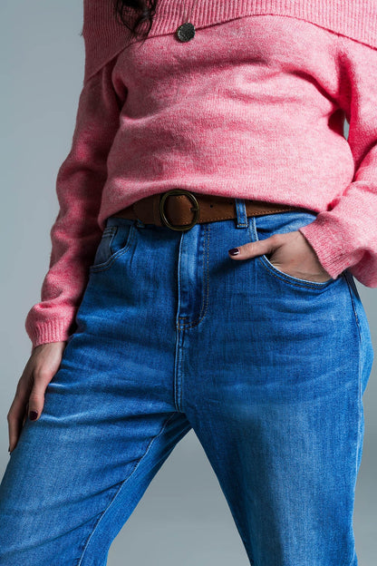 Basic Mom Fit Jeans In Mid Wash With Knee Darts