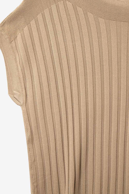 Camel fine Rib knitted Sweater with boat neck