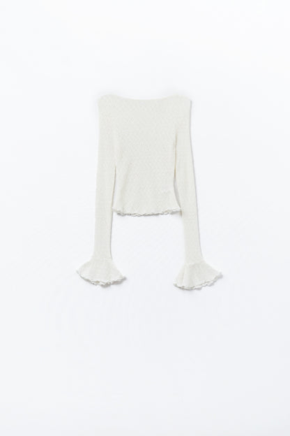 Q2 cream flared long sleeve t-shirt in lace fabric