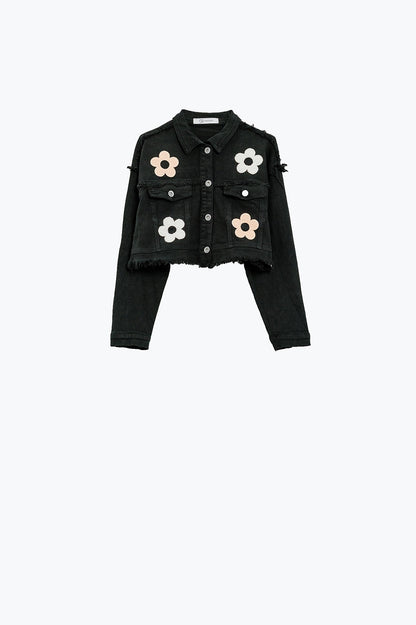 Q2 Cropped Jacket With Chest Pockets and Flower Details in black