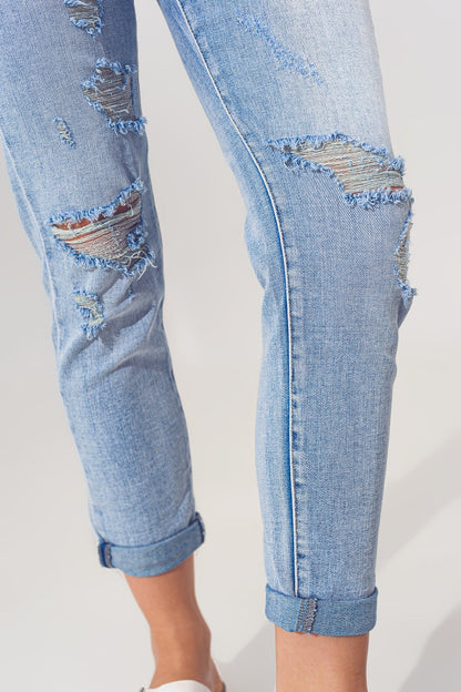 Extreme rip jean in bleach blue