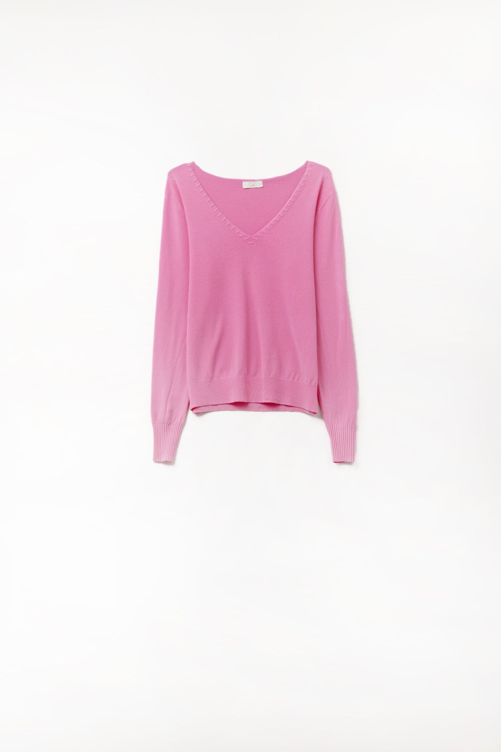 Q2 Fuschia sweater with V neckline