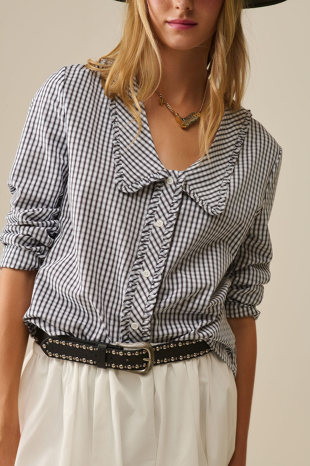 Gingham peter pan collar blouse in Black and White