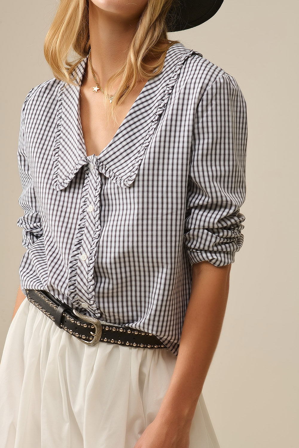 Gingham peter pan collar blouse in Black and White