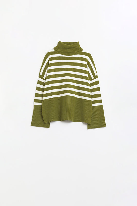 Q2 Green oversized trutleneck sweater with white stripes and splits on the side