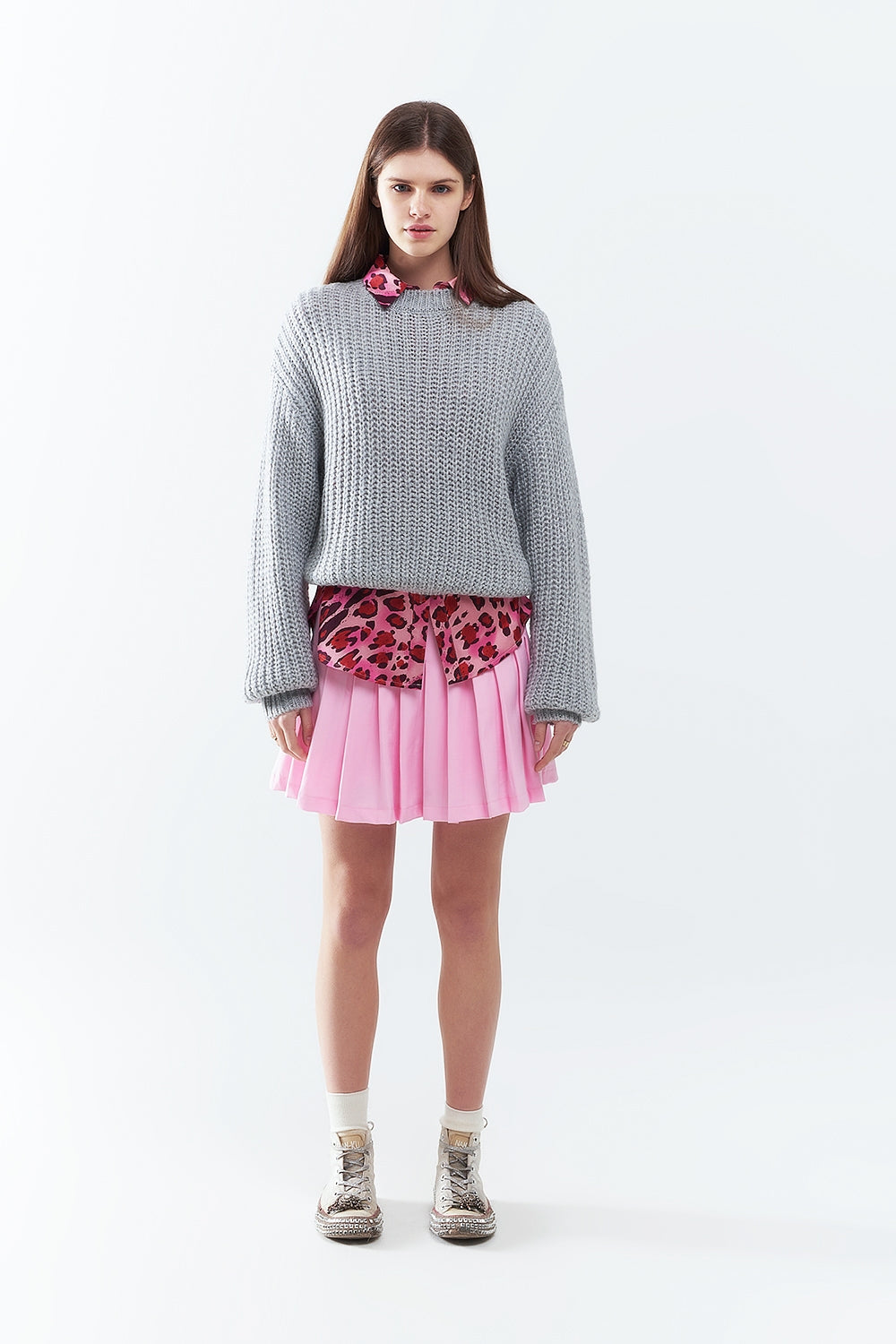 Light grey chunky knit sweater with balloon sleeves