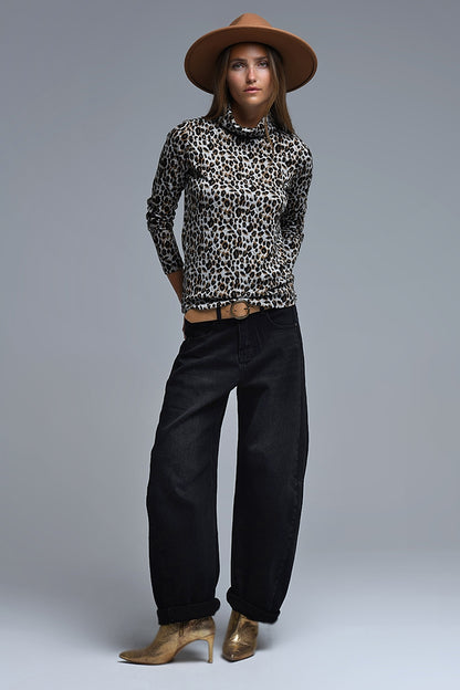 Long Sleeve Turtleneck Top in Brown Leopard Print