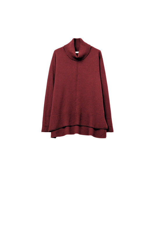 Q2 Loose burgundy sweater with open back detail