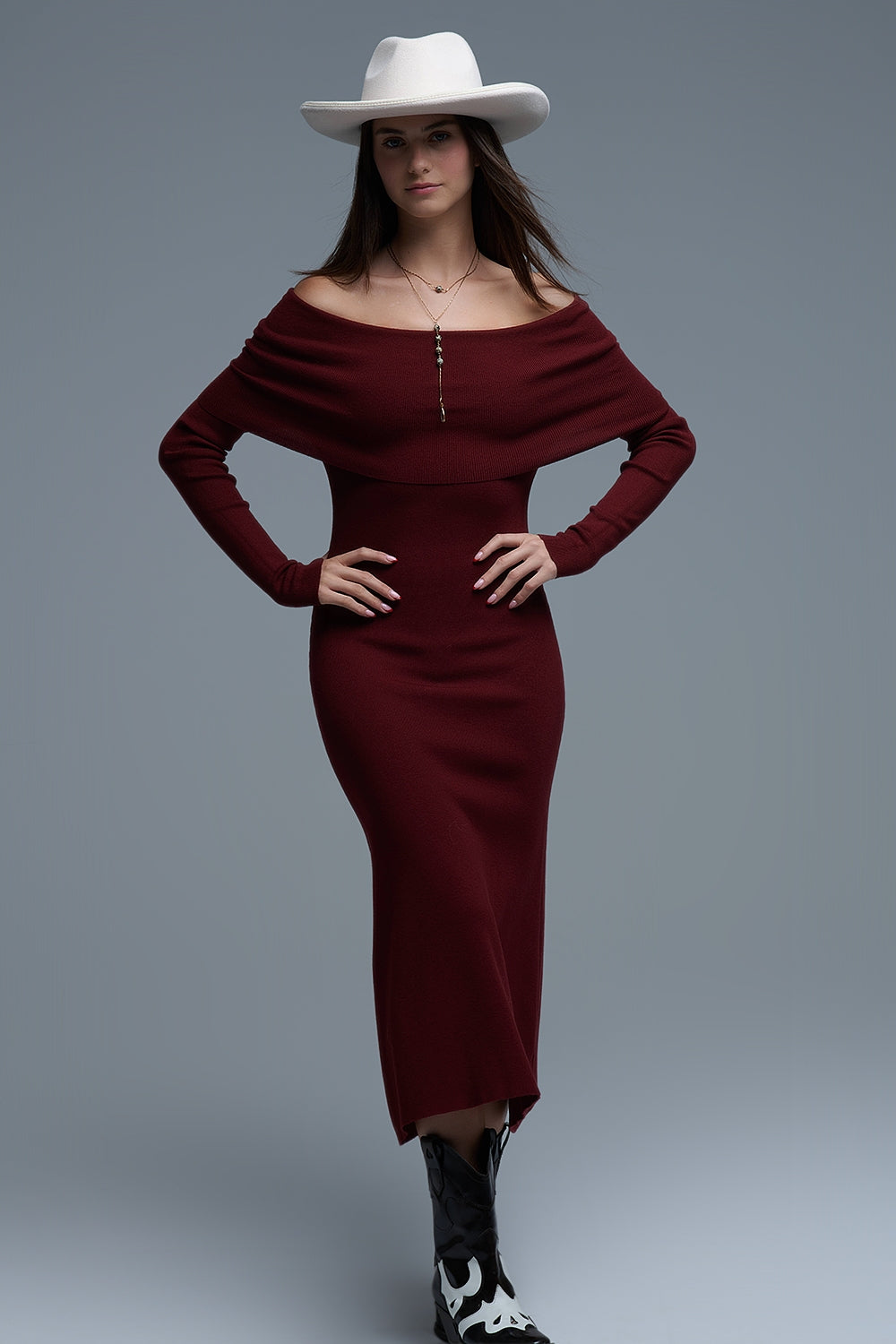 Q2 Maxi Knitted wide Bardot Dress in burgundy