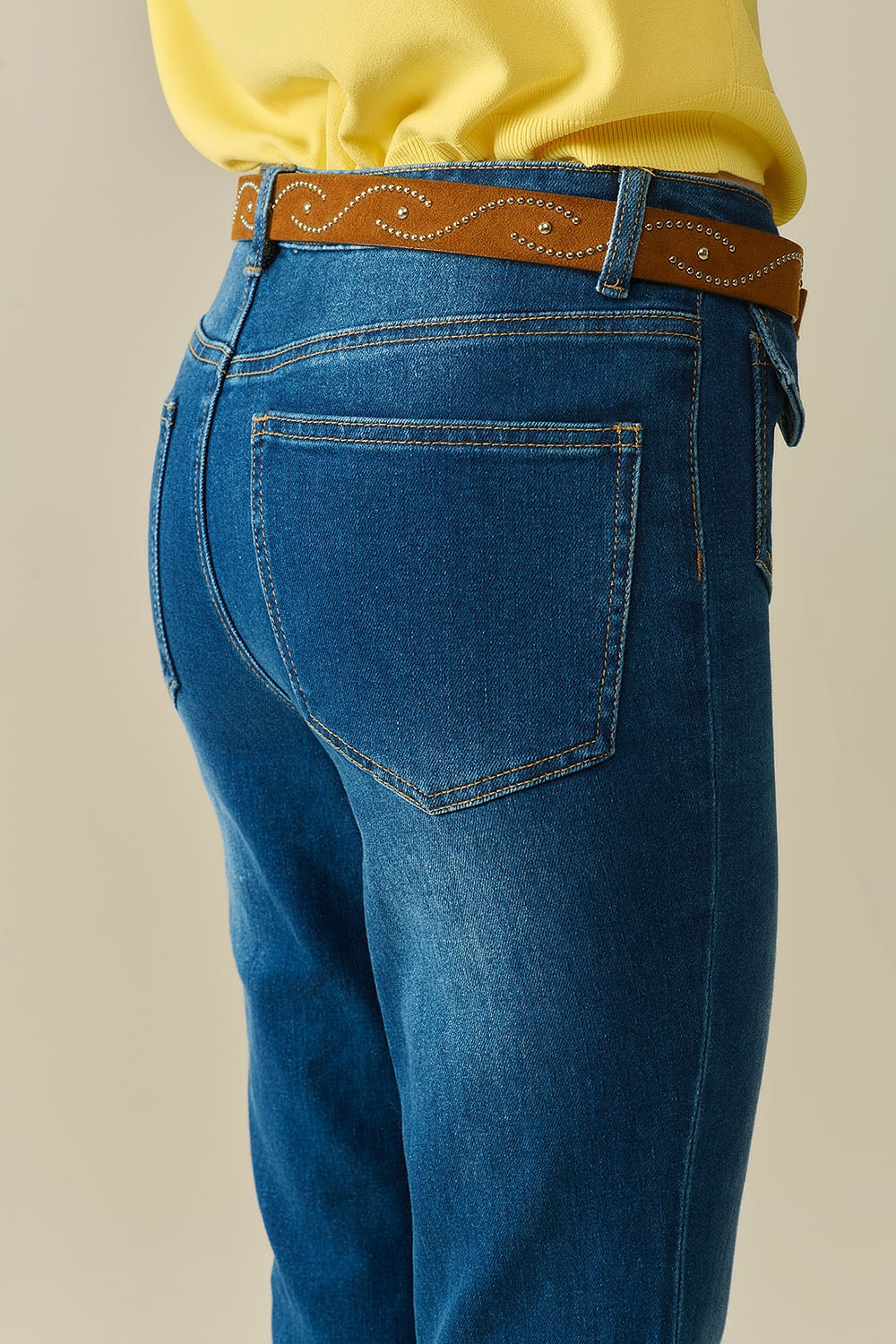 medium wash flared jeans with pockets