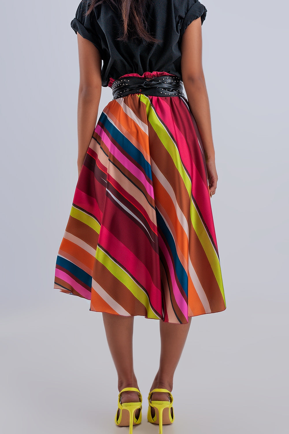 Midi skirt with elasticated waist in fuchsia
