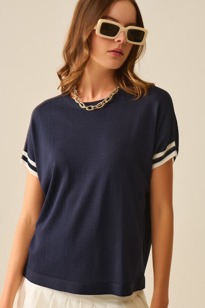 Q2 Navy Relaxed Sweater with White Contrast Detail
