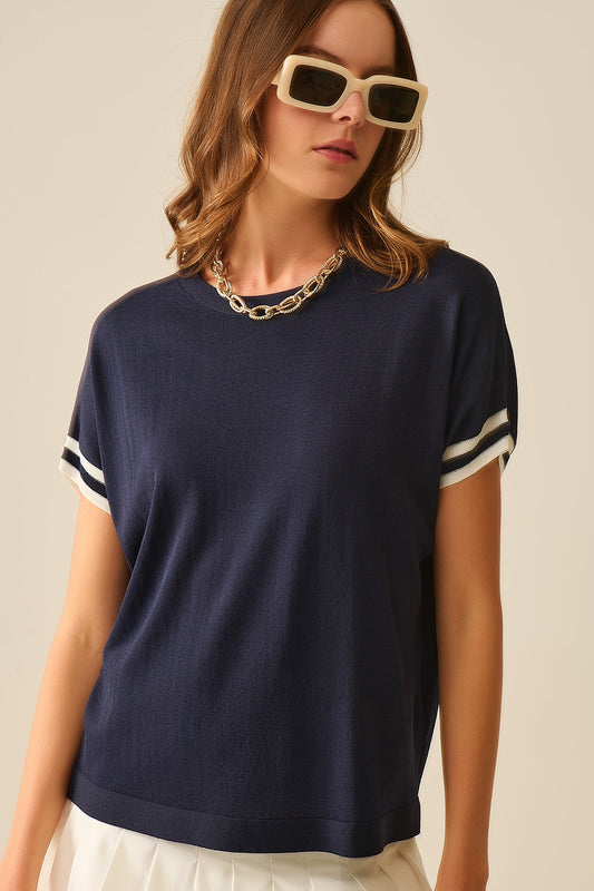 Q2 Navy Relaxed Sweater with White Contrast Detail