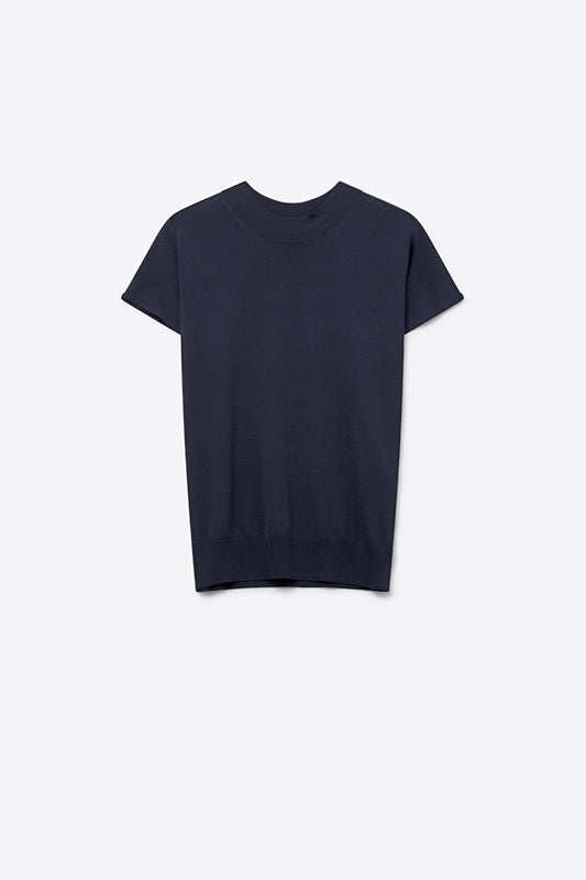 Q2 Navy turtleneck sweater with fitted short sleeves